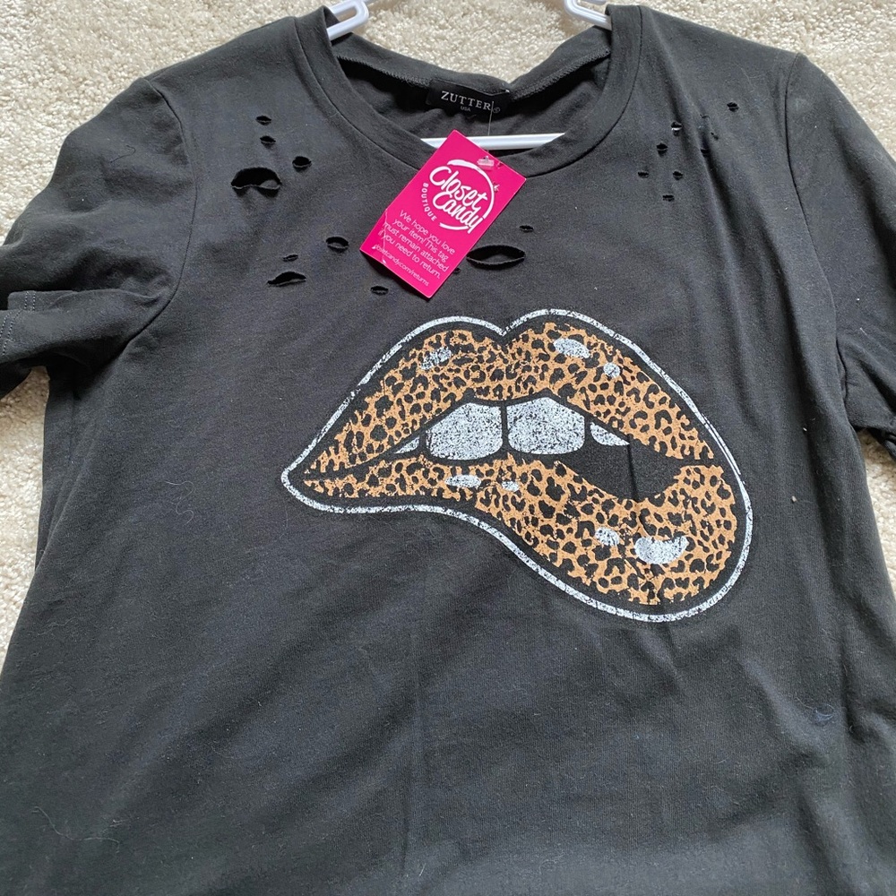Size Small Distressed Closet Candy Boutique Tee!